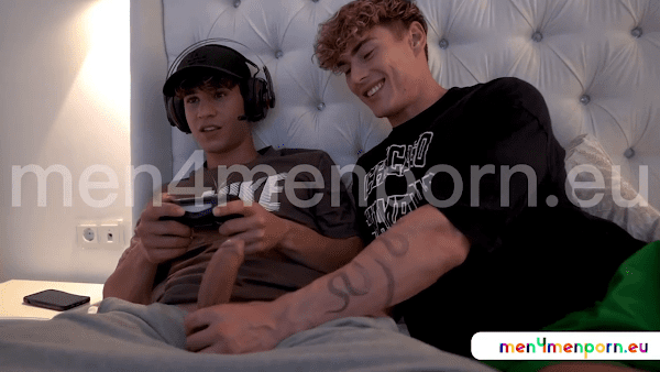 Do You Wanna Play- – Angel Dario Garcia (Alann23) and Melvin Moore fuck while playing video games –