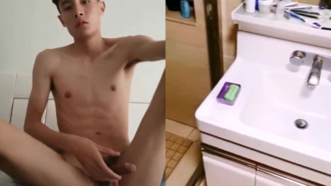 粗口瘦小伙 CUTE THIN GUY